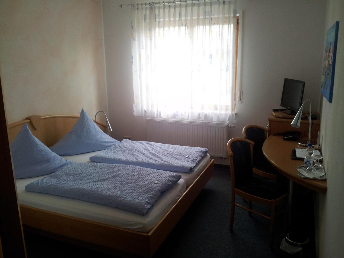 Berghofstueble Obermarchtal Hotel Стая снимка